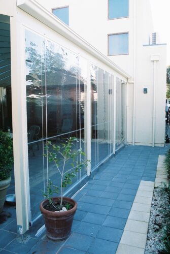 outdoor roller blind