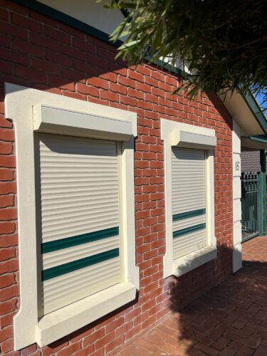do roller shutters reduce your heating