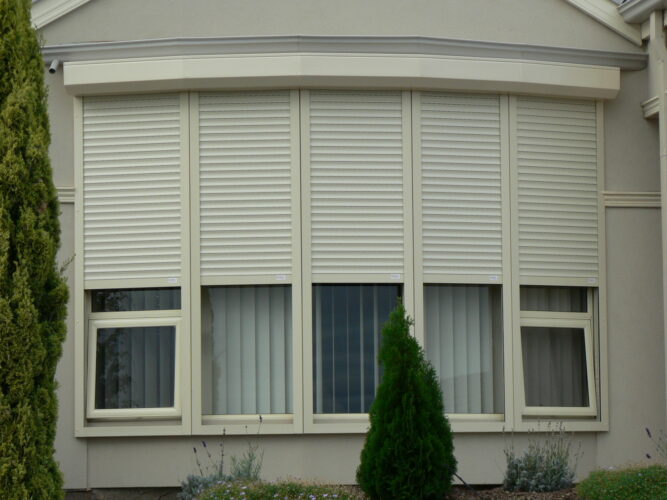 aluminiu roller shutters